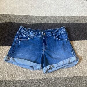 Silver Jeans Co Blue Denim Short Womens Size 32